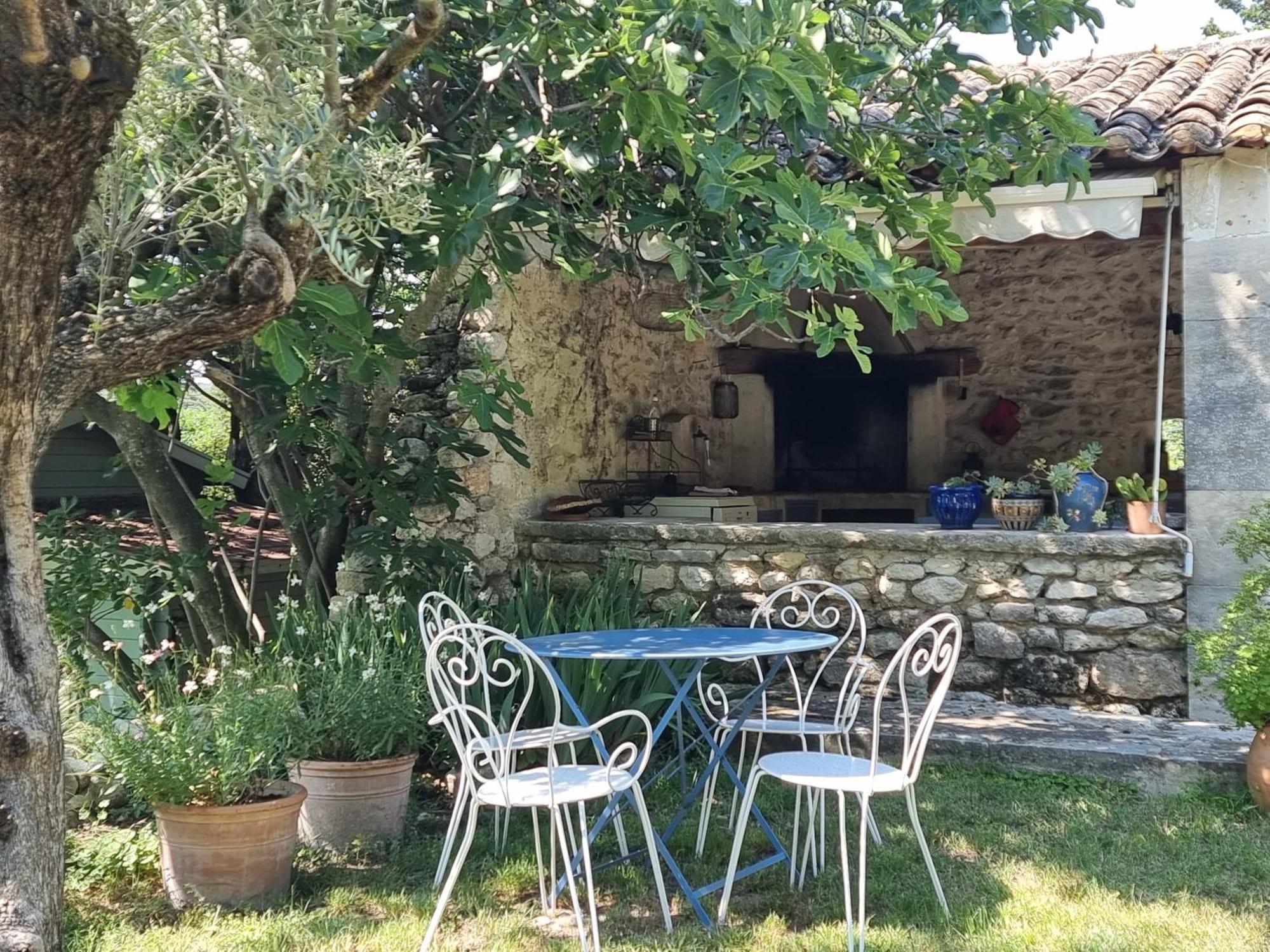 Le Pigeonnier, Gite Des Lucioles En Provence Montsegur-sur-Lauzon ภายนอก รูปภาพ